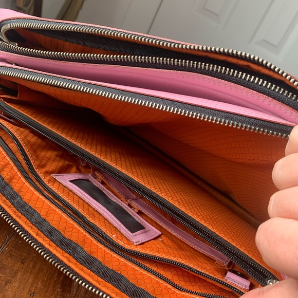 Mckleins Leather pink laptop bag - Picture 6 of 8